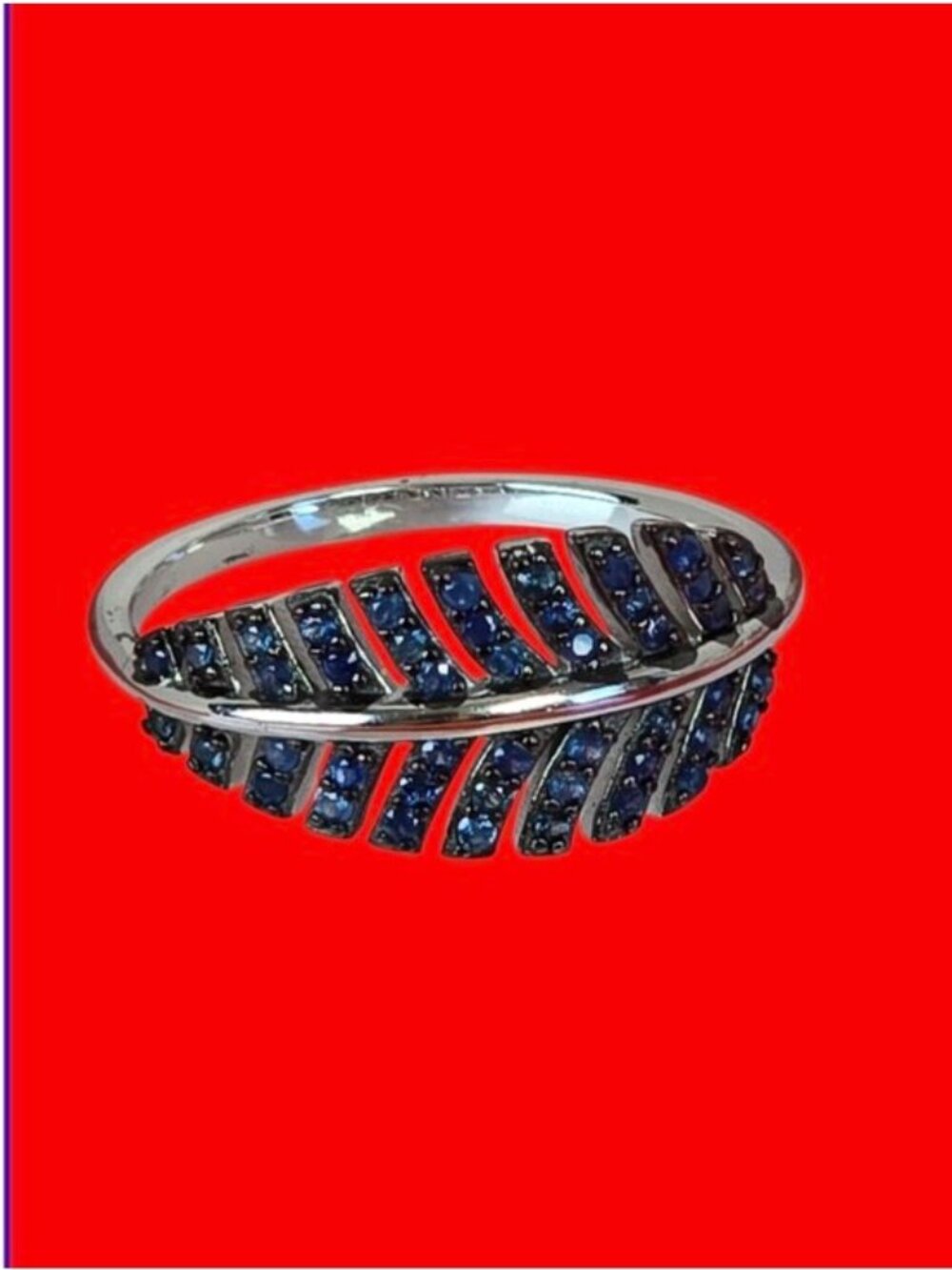 925 Sterling Silver Ring SZ 7.75 with Natural Sapphire